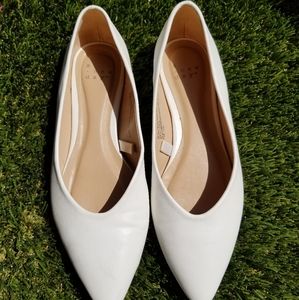 Womens flats